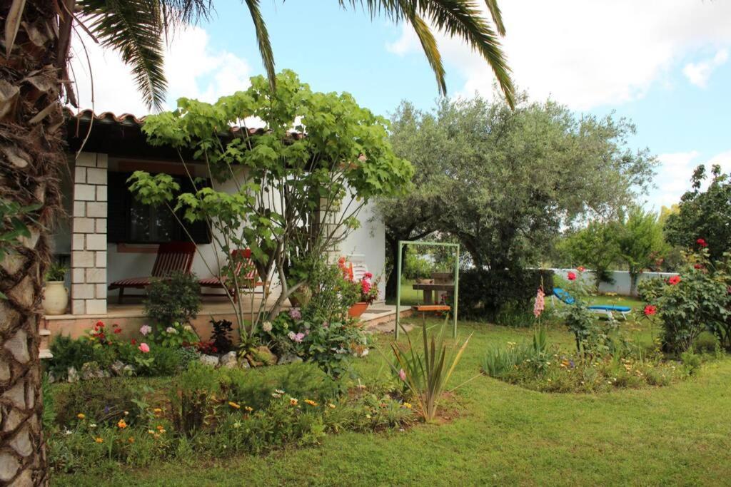 Villa Di Campagna Vicino Al Mare Orosei Exteriör bild